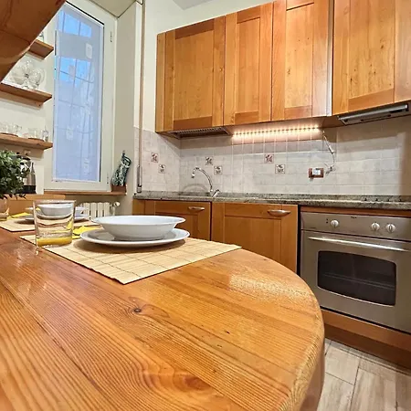 Holly Sweet Apartment