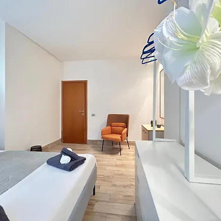 Holly Sweet Apartment